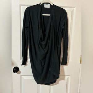 2 Maternity sweaters